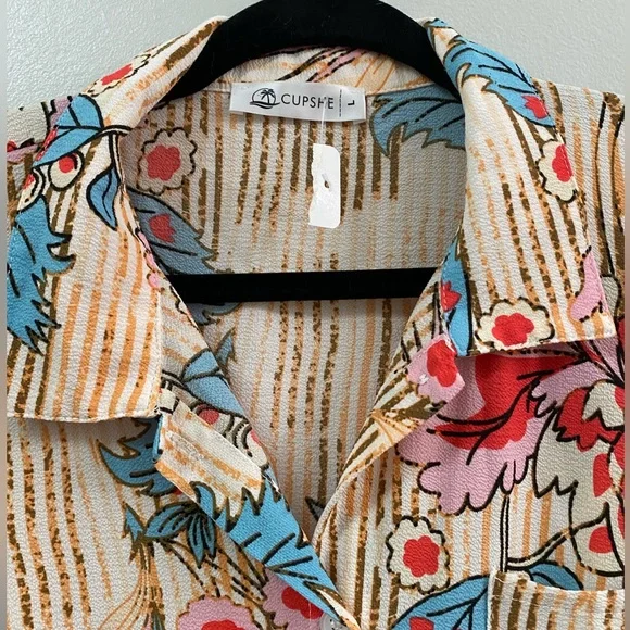 Cupshe Blouse - Picture 2 of 5